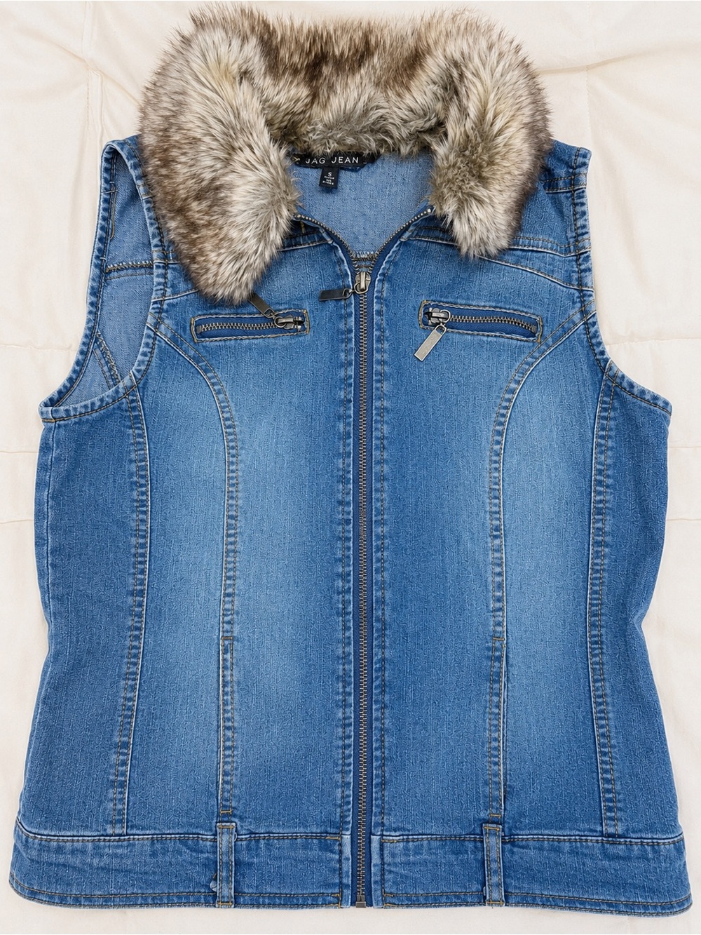 Baccini Denim Vest Faux Fur Collar Zip Front Blue Jean Vest Size Small - Picture 2 of 5